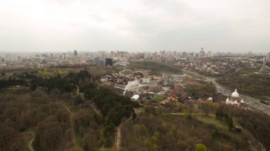 Büyük bir yükseklikten fotoğraf.