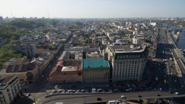 Modern yaşam ve şehirde dinlenme, üst görünümü.