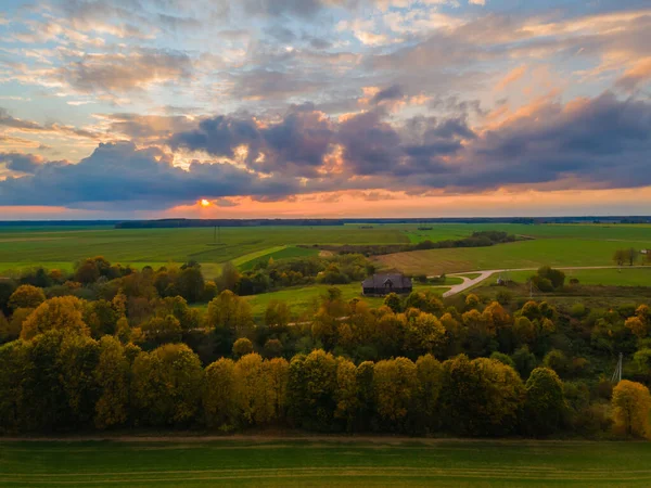 Vista Aérea Pôr Sol Cores Outono Nos Campos Com Uma — Fotografia de Stock