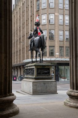 Wellington Dükü Arthur Wellesley 'in binicilik heykeli.