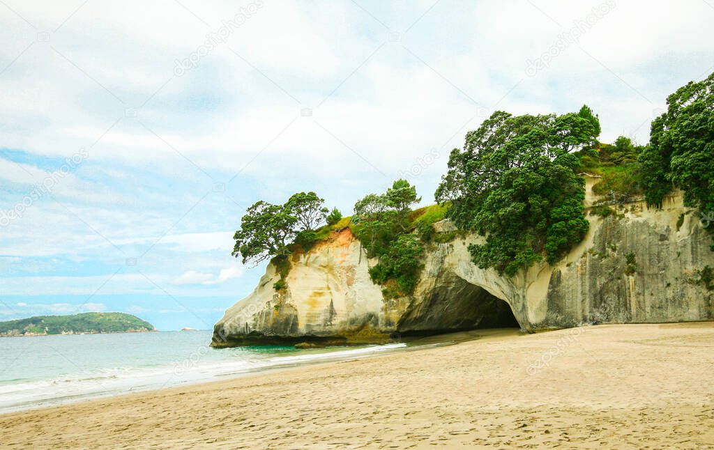 Cathedral Cove in The Coromandel Peninsula, New Zealand