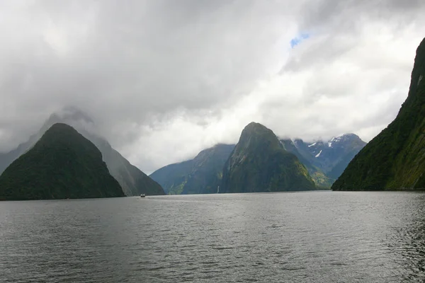 Milford Sound Fiorde Sudoeste Ilha Sul Nova Zelândia Dentro Fiordland — Fotografia de Stock