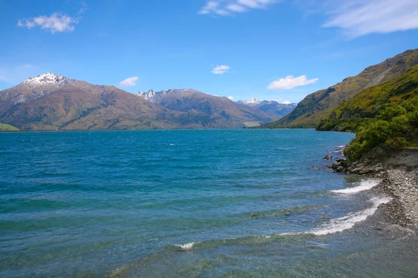 瓦卡蒂普湖 Lake Wakatipu 是新西兰南岛的一个内陆湖泊 它位于奥塔戈地区的西南角 靠近它与南岛的边界 — 图库照片