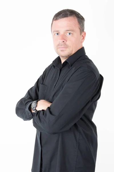 Portret Profil Pewność Starsza Biznesmen Czarną Koszulkę Ramionami Skrzyżowanymi Przed — Zdjęcie stockowe