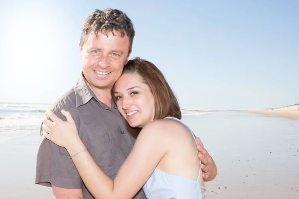 Elegant Attractive Couple Enjoying Vacation Ocean Sea Beach Summer — Stock Photo, Image