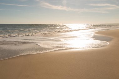 güzel deniz kum okyanus plaj su kavramı özgürlük özgürlük tatil tatil günlerinde güneş yansıma ile