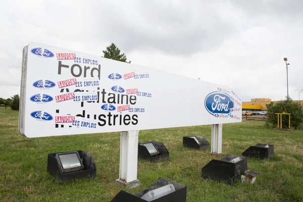 Blanquefort Bordeaux Aquitania Francia 2018 Ford Usa Trabajadores Producción Cajas — Foto de Stock