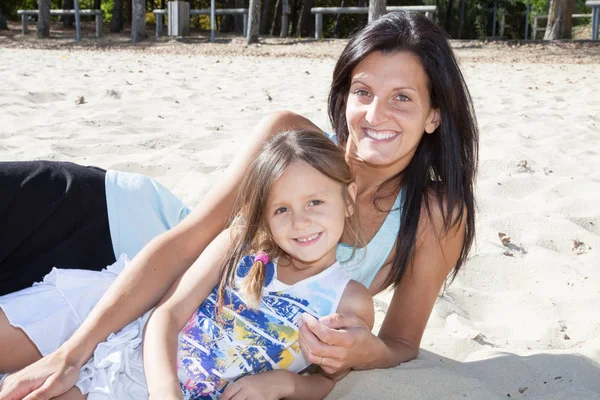 Mother Daughter Lying Together Beach Fully Happiness Moment Concept Love — Stock Photo, Image