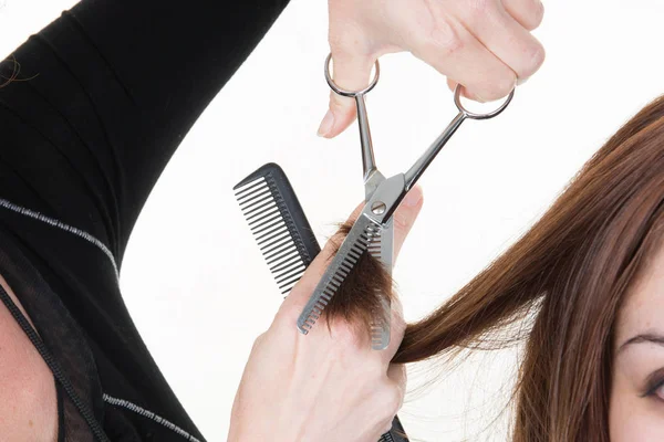 Zbliżenie Makro Strzał Obrazu Fryzjerka Fryzjer Ciętym Klienta Woman Włosy — Zdjęcie stockowe