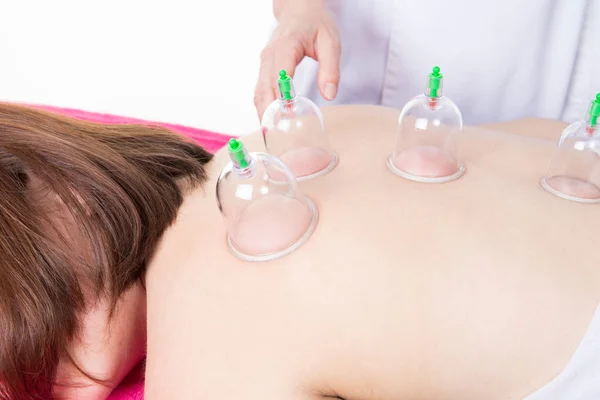 Asiatique Ventouse Massage Pour Femme Retour Dans Chinois Spa Centre — Photo