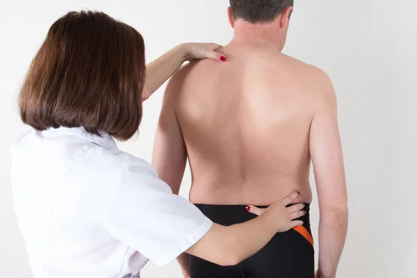 Physiotherapist Woman Doctor Examines Back His Patient — Stock Photo, Image