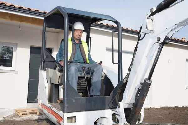 Construction Man Worker Operating Track Hoe Machine — Stock Photo, Image