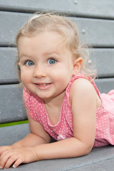 Portrait Outdoors Child Blonde Girls Blue Eyes Four Years Old — Stock Photo, Image