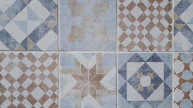 Talavera tarzı özgün geleneksel Portekiz ve İspanya dekor içinde seramik karo