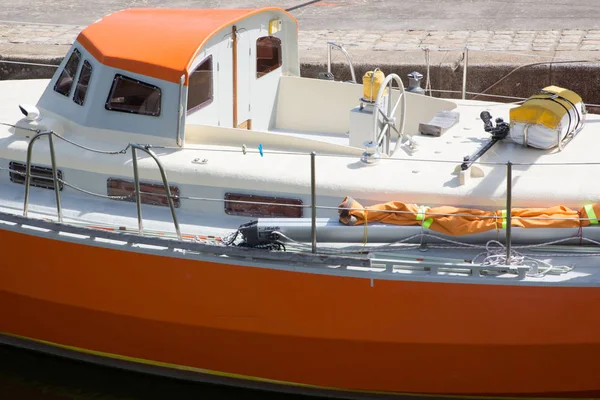 Detail Vom Deck Eines Kleinen Orangefarbenen Bootes Hafen — Stockfoto