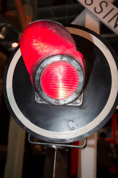 Luz Vermelha Que Sinaliza Intersecção Estrada Férrea — Fotografia de Stock