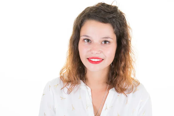 Retrato Uma Jovem Mulher Bonita Sorrindo Para Câmera Dentro Cabelos — Fotografia de Stock