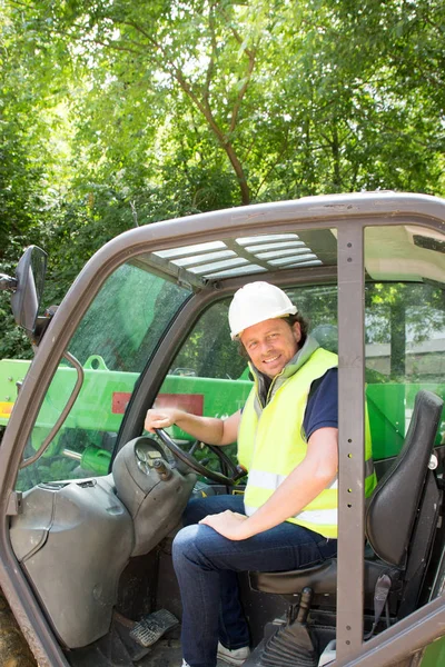 Grävmaskin Operatör Man Byggarbetsplatsen — Stockfoto