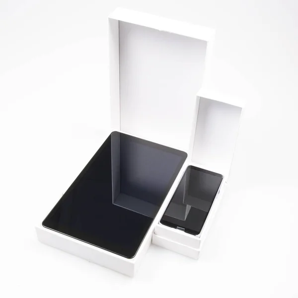 Tablet Smartphone Mockup White Box Sale Shop Isolated White Background — Stock Photo, Image