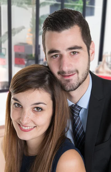 Nahaufnahme Porträt Eines Schönen Jungen Paares Mann Frau Lächelt Home — Stockfoto
