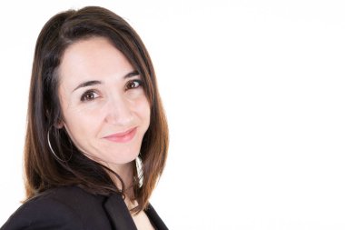 Çok gülümseyen giyinmiş sevinçle işkadını memnuniyeti kamerayla mutlu seyir siyah takım elbise