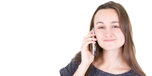 Portrait Sourire Jeune Jolie Femme Parler Sur Téléphone Cellulaire Isolé — Photo