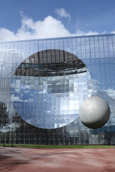 Futuroscope Images Libres De Droit Photos De Futuroscope Depositphotos