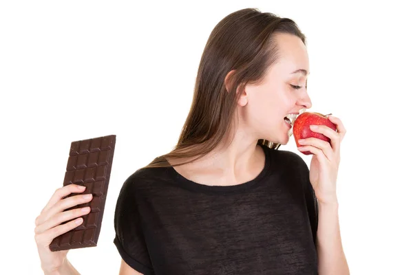 Jonge Aantrekkelijke Slanke Vrouw Bedrijf Apple Chocoladereep Haar Handen Gezond — Stockfoto