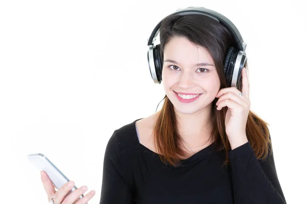 Retrato Uma Jovem Mulher Sorridente Com Fones Ouvido Telefone Celular — Fotografia de Stock