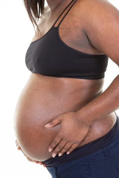 Młoda Ciąży Kobieta Czarny Dotykając Jej Brzuch — Zdjęcie stockowe