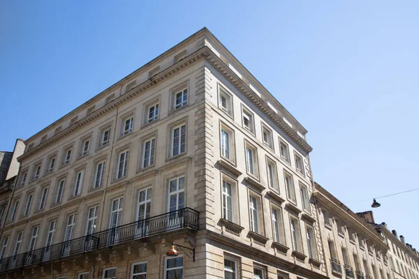 Tipik Paris konut Haussmann ve Art Deco tarzı şehir paris bordeaux