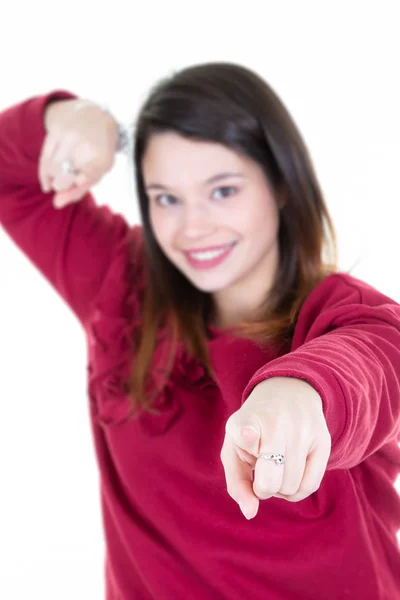 Jonge Lachende Vrouw Wijzend — Stockfoto