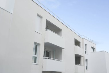 Beyaz modern townhouses Emlak dış bina cephe