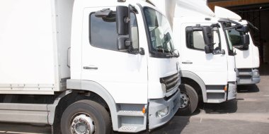 Çoklu teslimat küçük Van taşıma kamyon parkı