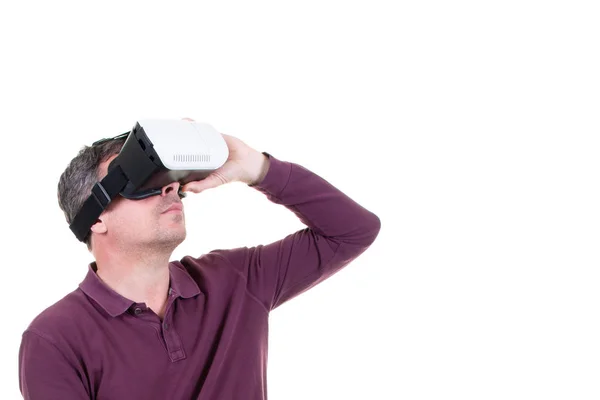 Retrato Hombre Sorprendido Usando Auricular Realidad Virtual Aislado Fondo Blanco —  Fotos de Stock