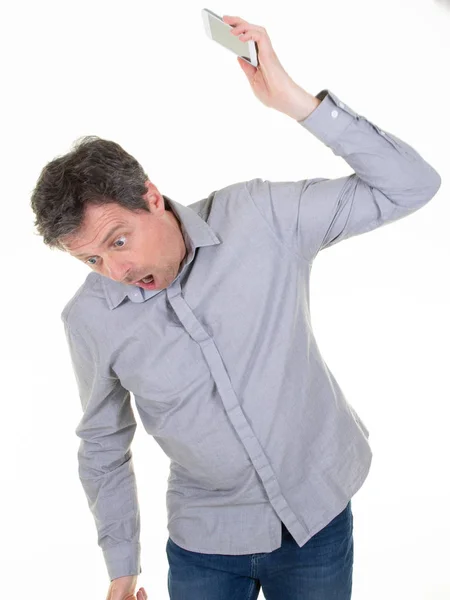 Irritado Caucasiano Homem Frustrado Furioso Com Seu Telefone Conflito Com — Fotografia de Stock