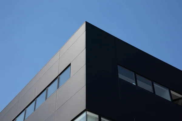 Grey Angle New Facade Exterior Building — Stock Photo, Image