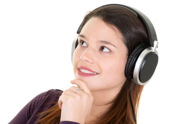 Portret Szczęśliwej Młodej Kobiecej Muzyki Kochanki Słuchania Piosenki Słuchawkach — Zdjęcie stockowe