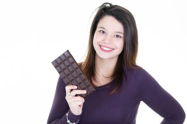 Schattig Meisje Houden Eten Van Grote Cacao Chocoladereep Buurt Van — Stockfoto