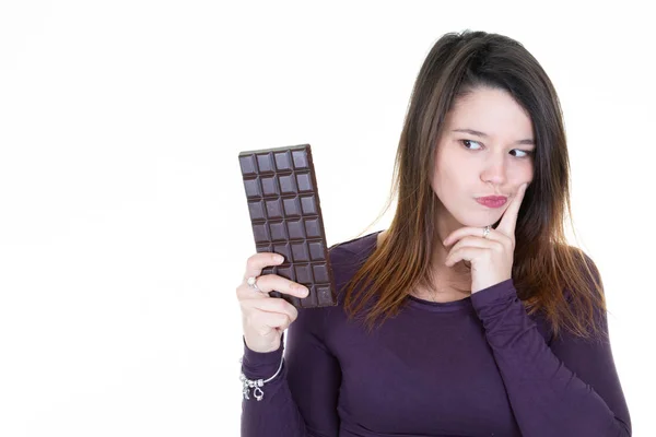 Portret Van Mooie Vrouw Holding Verleiding Chocolade Bar — Stockfoto