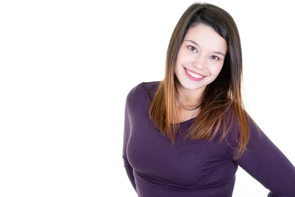 Hermosa Joven Sonriente Bonita Mujer Posando Aislada Sobre Blanco — Foto de Stock