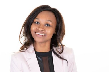 Güzel afrikalı amerikalı kadın model iş kadını poz