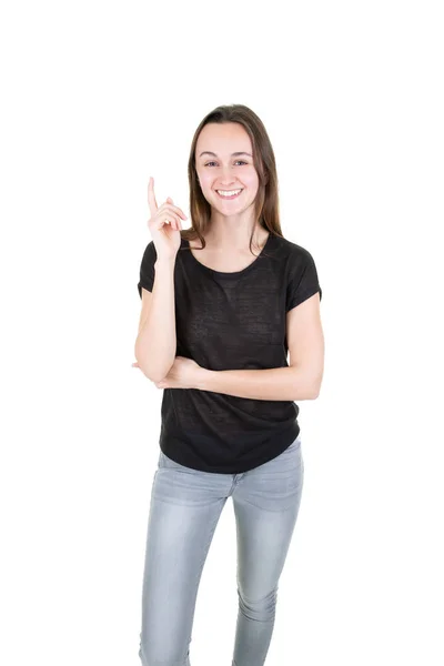 Lachende Slanke Jonge Vrouw Wijzend Vinger Omhoog Witte Achtergrond — Stockfoto