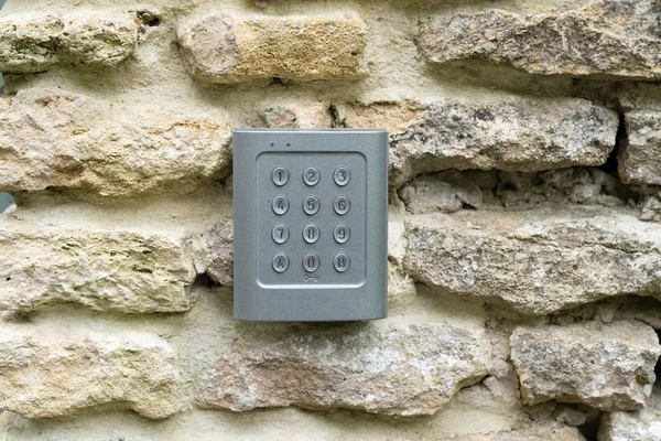 Digicode Código Numérico Seguridad Para Acceso Casa Edificio Puerta Abierta — Foto de Stock
