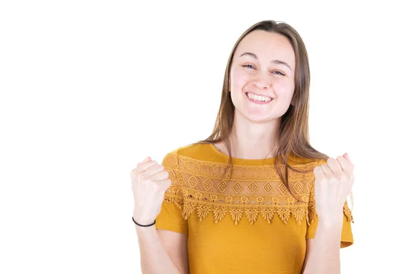 Aantrekkelijke Jonge Vrouw Balgen Vuisten Met Geluk Opgewonden Verbijsterd Ongelooflijke — Stockfoto