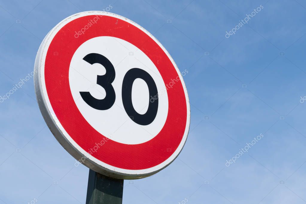sign road speed limit 30 restriction