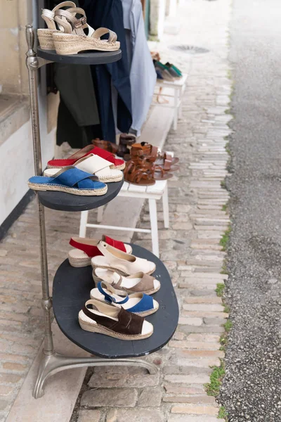 Moda Mujer Zapatos Tienda Calle — Foto de Stock