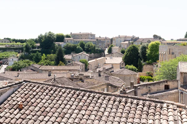 エミリオン ボルドー フランス ユネスコ世界遺産の屋上 — ストック写真