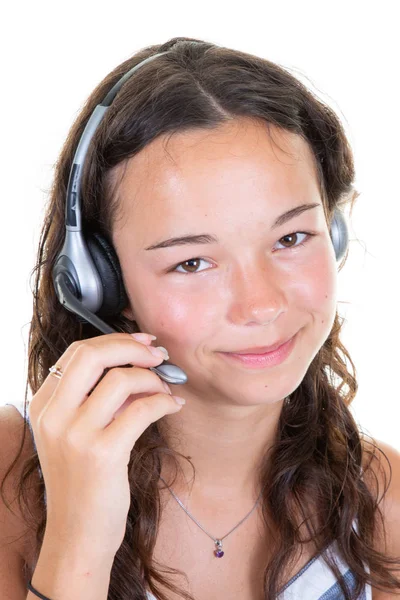 Ładna Inteligentna Urocza Młoda Kobieta Mikrofonem Słuchawkowym Głowie Białym Tle — Zdjęcie stockowe
