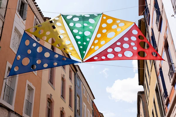 Kolorowe Dekoracji Veiling Centrum Miasta Carcassonne Departamencie Aude Francji — Zdjęcie stockowe